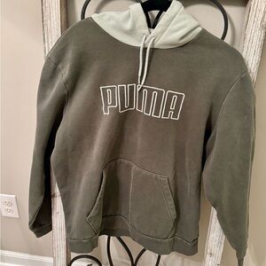 PUMA Boy’s Green‎ Hoodie Size Large